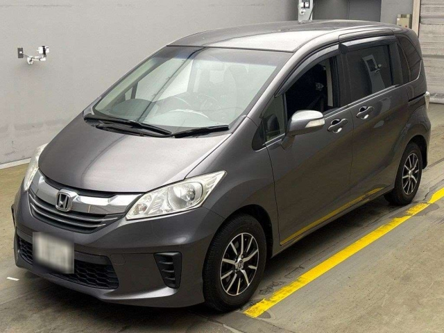 HONDA FREED 2015