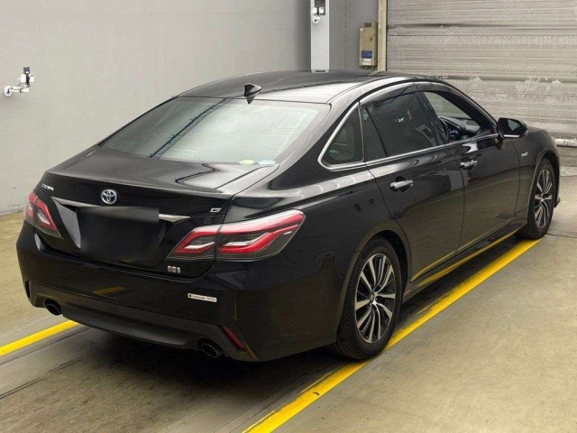 TOYOTA CROWN 2019