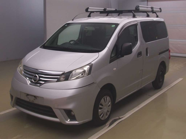 NISSAN NV200 2017
