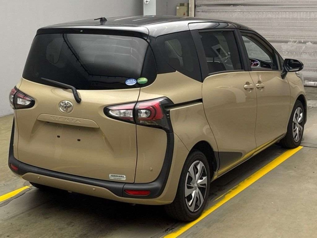 TOYOTA SIENTA 2020