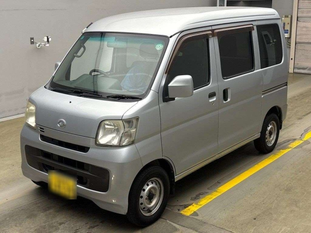 DAIHATSU HIJET VAN 2013