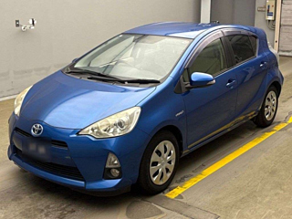 TOYOTA AQUA 2014