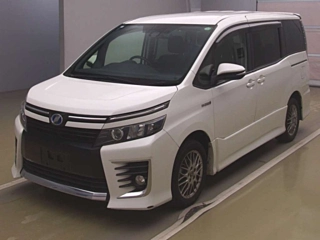 TOYOTA VOXY 2016