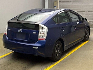 TOYOTA PRIUS 2011