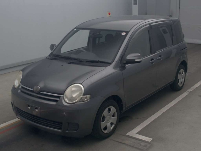 TOYOTA SIENTA 2008
