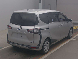 TOYOTA SIENTA 2016