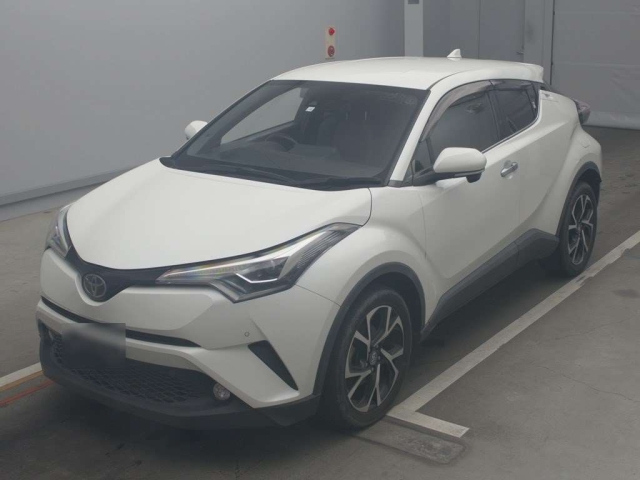 TOYOTA C-HR 2018
