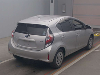 TOYOTA AQUA 2018