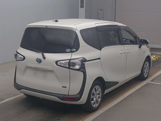 TOYOTA SIENTA 2016