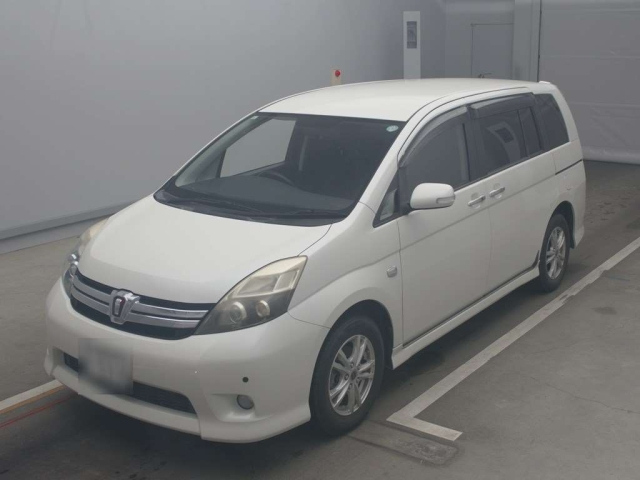 TOYOTA ISIS 2011