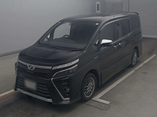 TOYOTA VOXY 2018