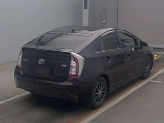 TOYOTA PRIUS 2015