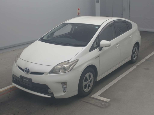 TOYOTA PRIUS 2014