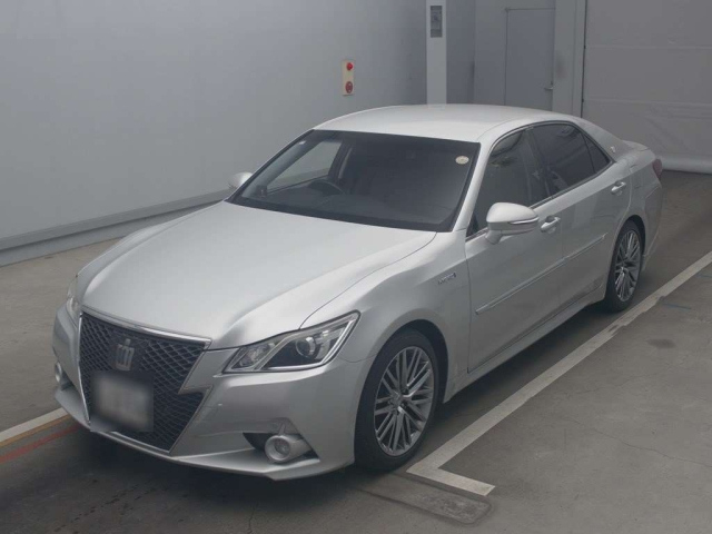 TOYOTA CROWN 2013