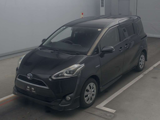 TOYOTA SIENTA 2016