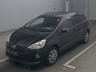 TOYOTA AQUA 2014