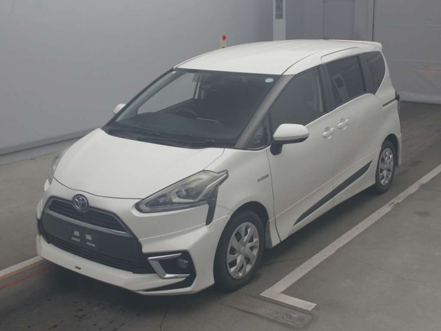 TOYOTA SIENTA 2016