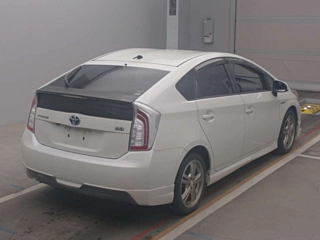 TOYOTA PRIUS 2013