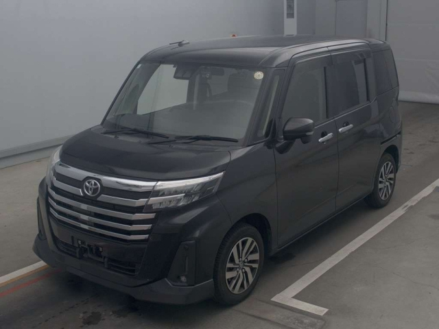 TOYOTA ROOMY 2021