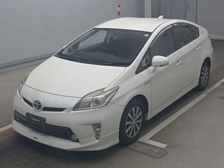 TOYOTA PRIUS 2013