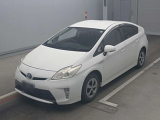 TOYOTA PRIUS 2013