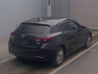 MAZDA AXELA 2017