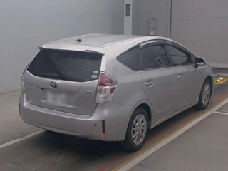 TOYOTA PRIUS ALPHA 2020