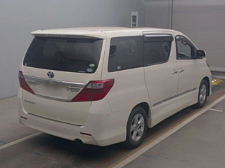TOYOTA ALPHARD 2013
