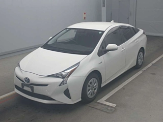TOYOTA PRIUS 2018