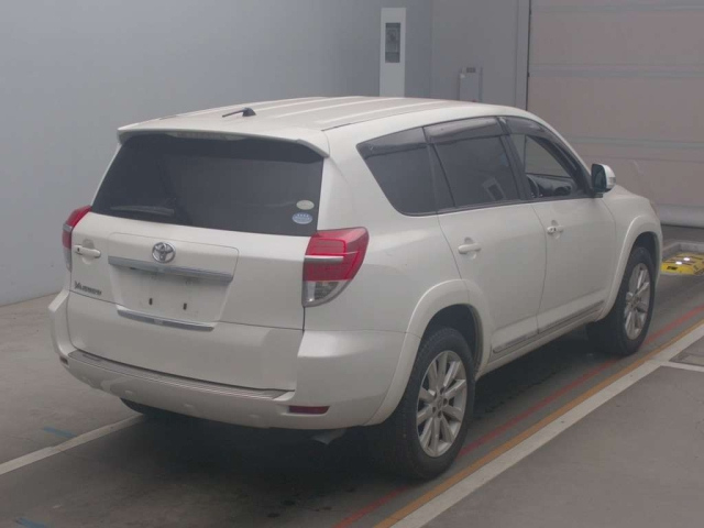 TOYOTA VANGUARD 2010