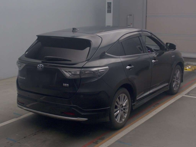 TOYOTA HARRIER 2014
