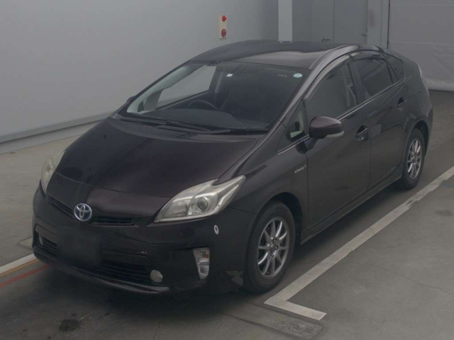 TOYOTA PRIUS 2012