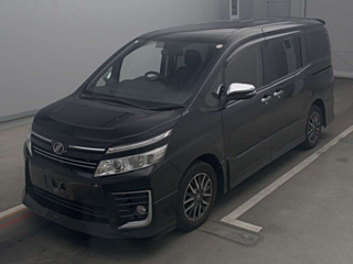 TOYOTA VOXY 2015