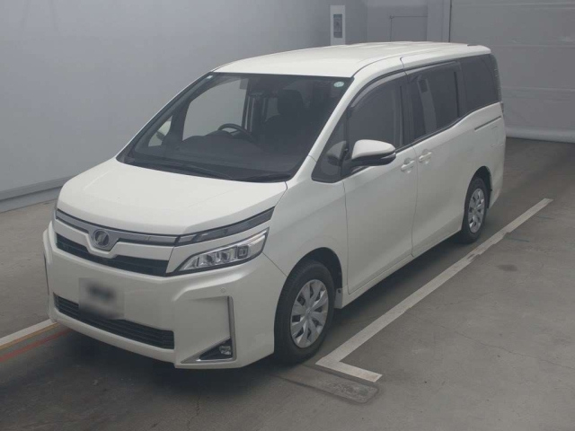 TOYOTA VOXY 2019