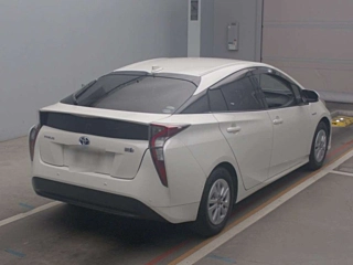 TOYOTA PRIUS 2017