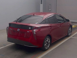 TOYOTA PRIUS 2016