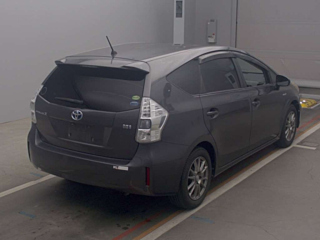 TOYOTA PRIUS ALPHA 2014
