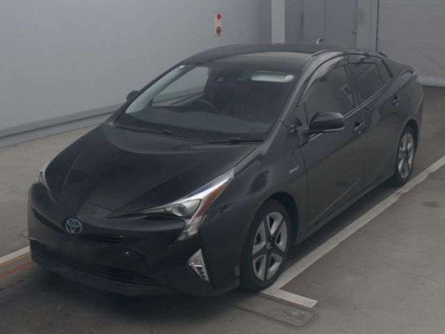 TOYOTA PRIUS 2017