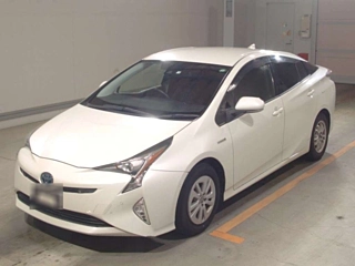 TOYOTA PRIUS 2018
