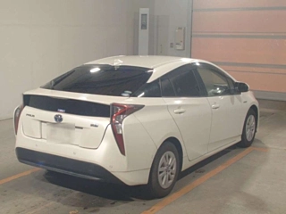 TOYOTA PRIUS 2018