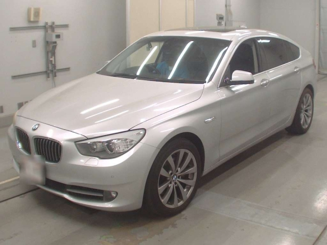 BMW 5 SERIES 2010