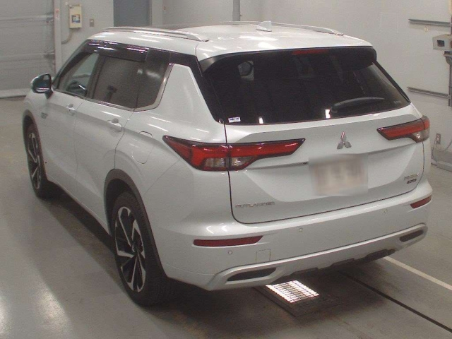 MITSUBISHI OUTLANDER PHEV 2022