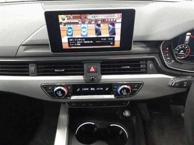 AUDI A4 2016