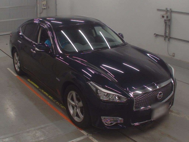 NISSAN FUGA 2021
