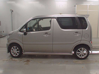 SUZUKI WAGON R 2018