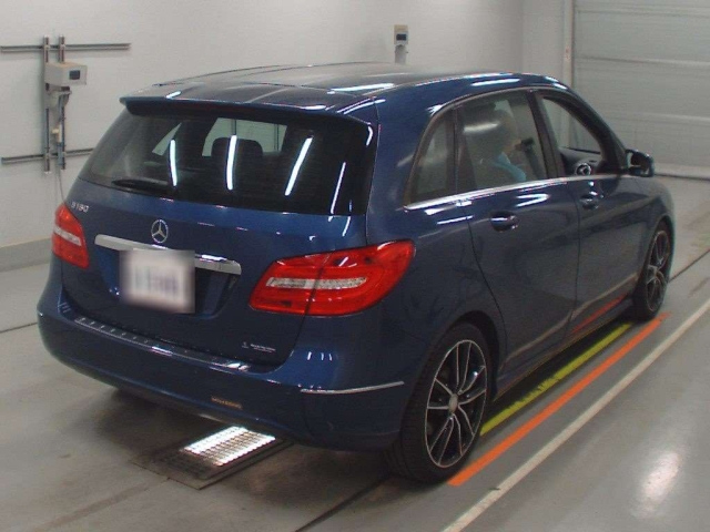 MERCEDES BENZ B CLASS 2012