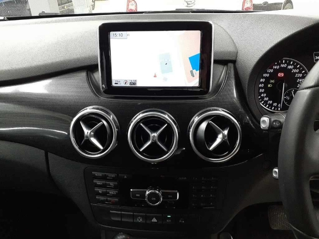 MERCEDES BENZ B CLASS 2012