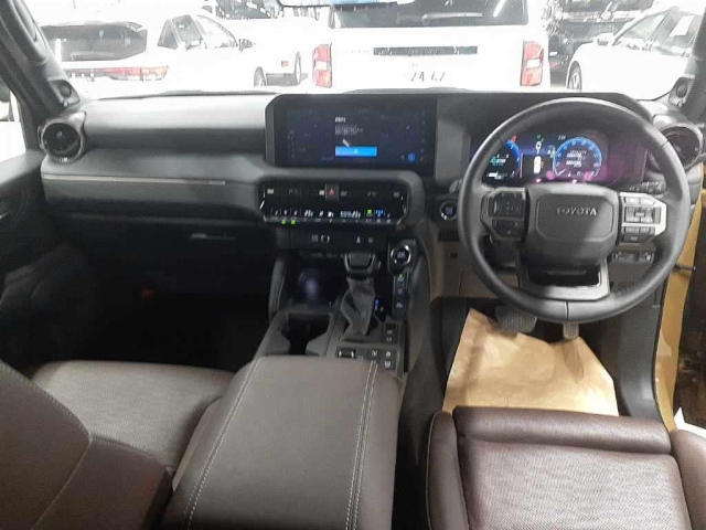 TOYOTA LAND CRUISER 2024