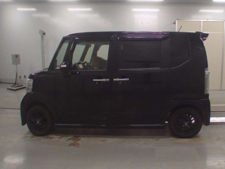HONDA N BOX 2017