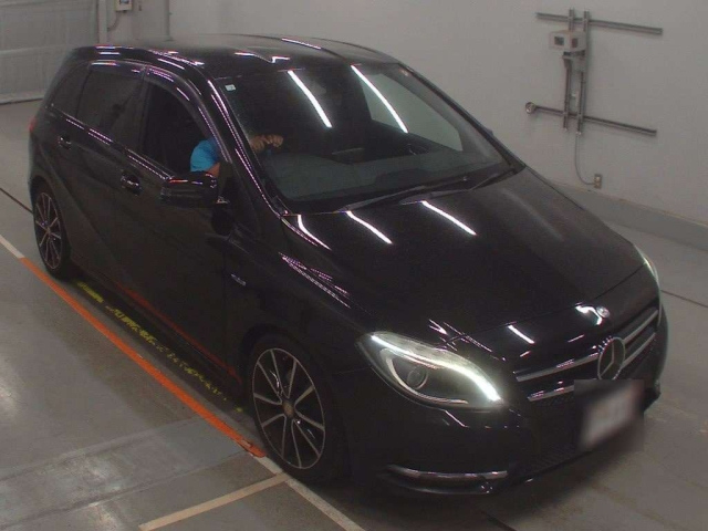 MERCEDES BENZ B CLASS 2012